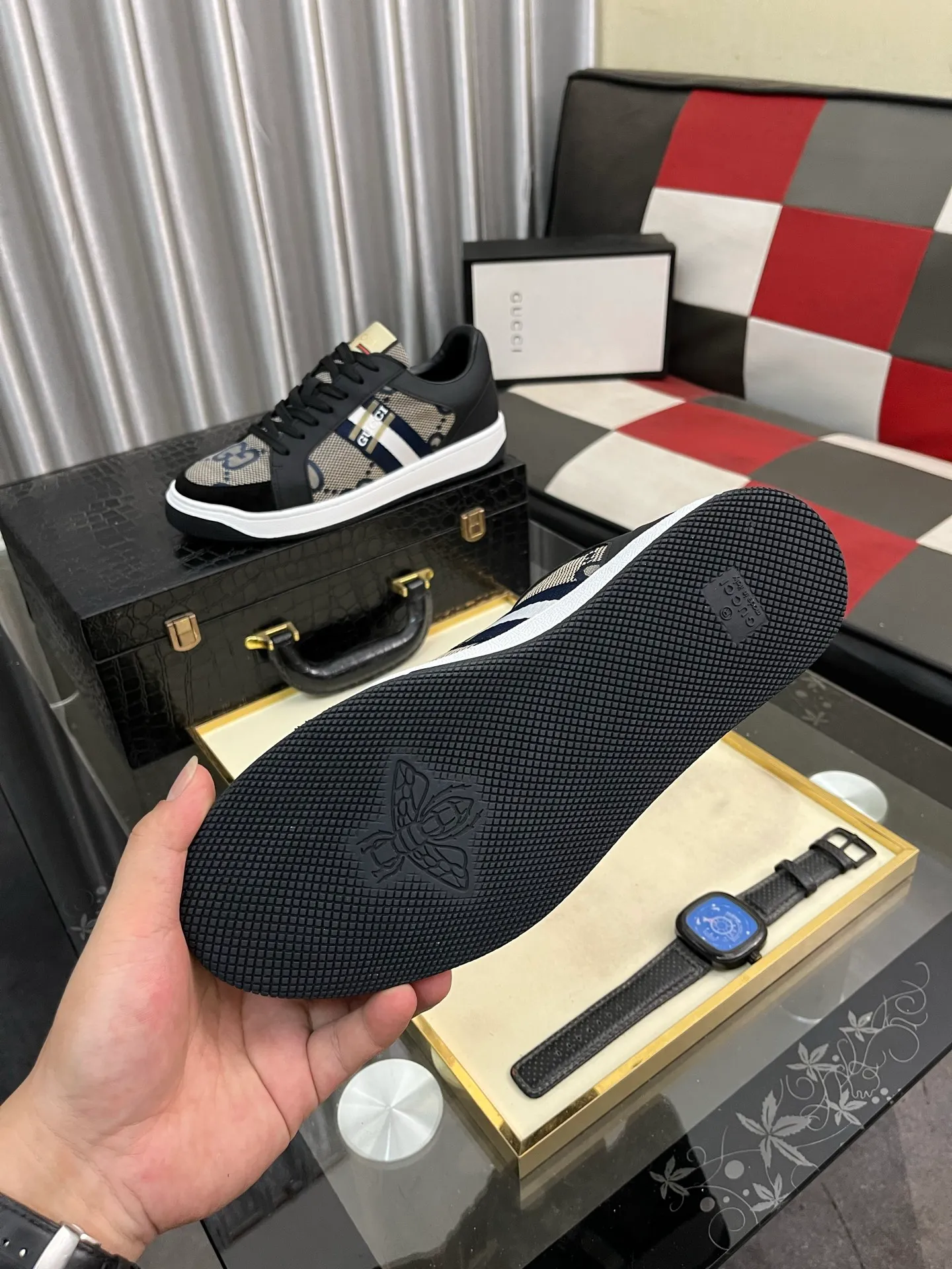 Men's Men's Shoes 💰400⌚️⌚️【GUCCI】Gucci men's latest white shoe series casual shoes! The official website is built 1:1. Upper: Made of imported cowhide, with electric embroidery ➕Inner lining: Made of high-quality first-layer pigskin, soft and comfortable. Picky material selection and exquisite workmanship give you the best enjoyment. Size: 38-444️⃣Colors available